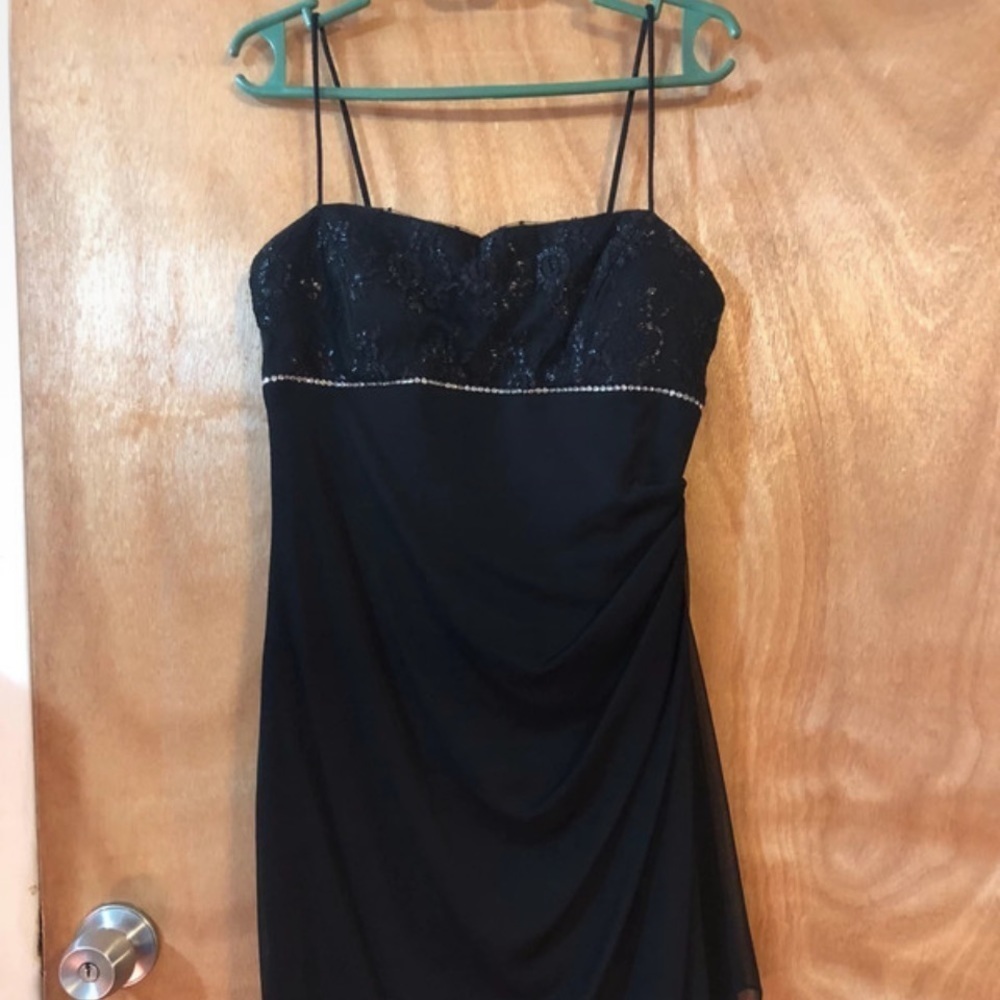 ONYX Nite Black Dress Size 6 - Picture 1 of 3